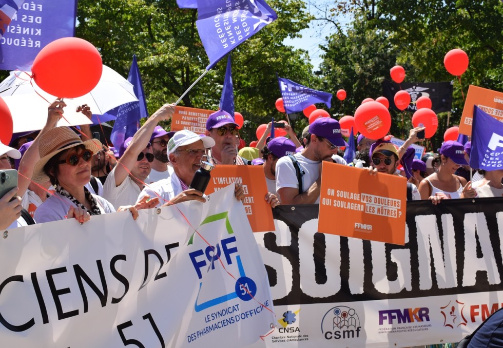 Manifestation des soignants libéraux à Paris, mardi 1er juillet 2025