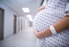 Femme enceinte hospitalisée