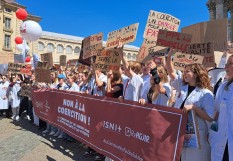 Manifestation des étudiants et médecins à Paris le 29 avril 2025